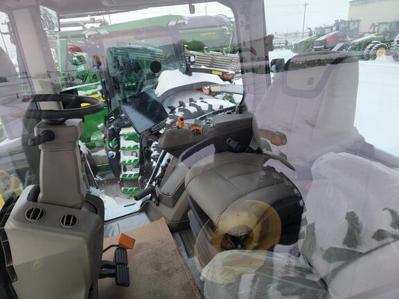 2025 John Deere 8R 410 - Photo7