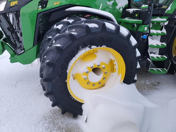 2025 John Deere 8R 410 - Photo12