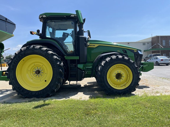 2025 John Deere 8R 410 - Photo4