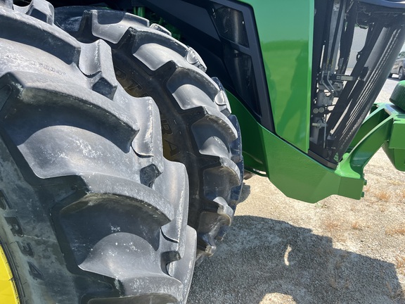 2025 John Deere 8R 410 - Photo14