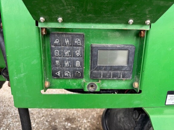 2015 John-Deere R4045