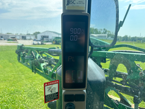 2015 John-Deere R4045