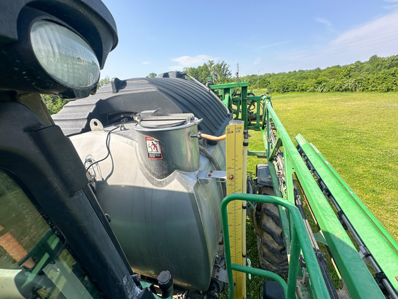 2015 John-Deere R4045