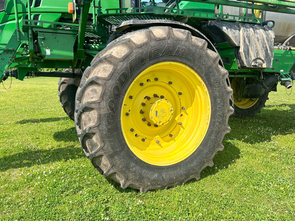 2015 John-Deere R4045