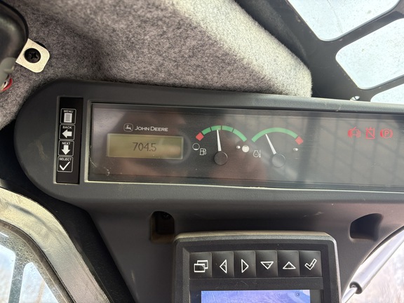 Photo of 2023 John Deere 333G