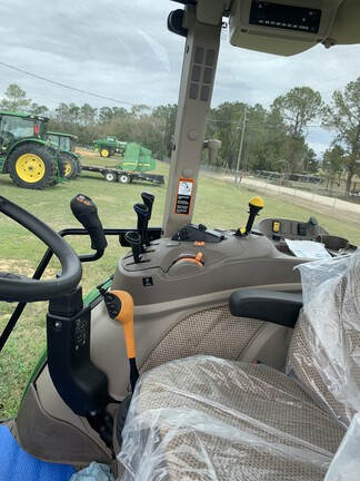 2025 John Deere 5105M-6