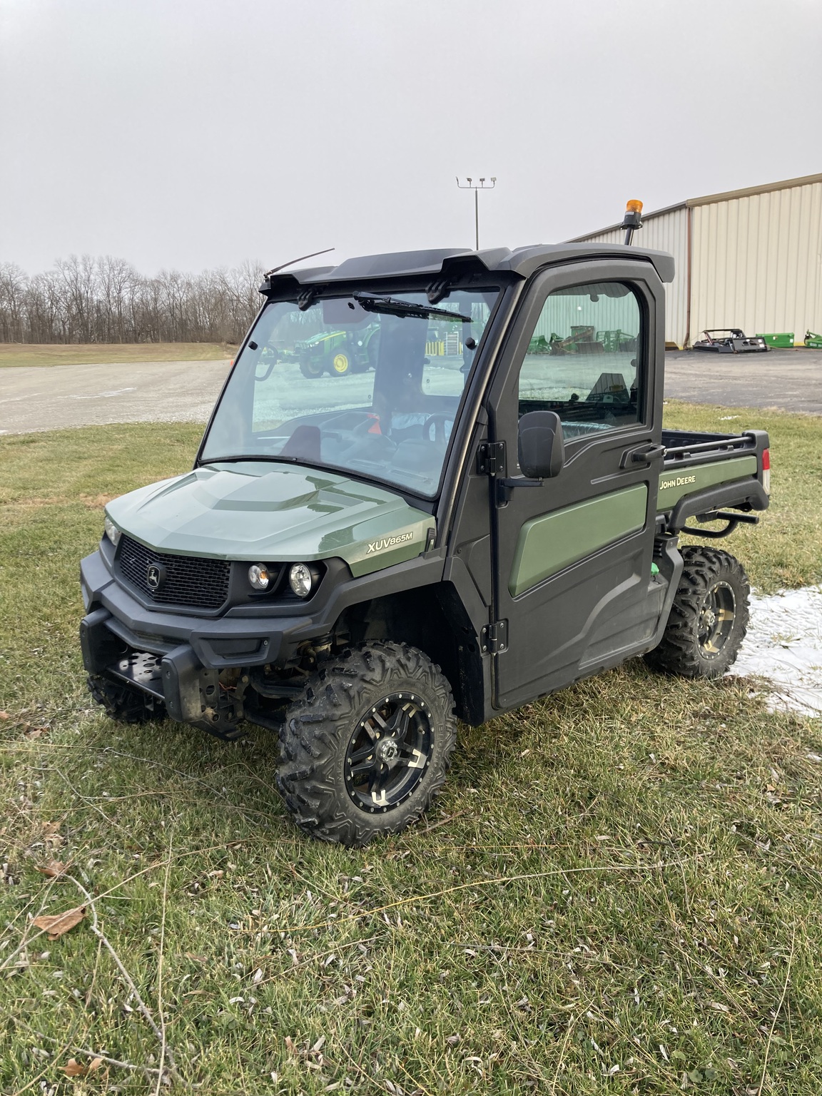 2024 John Deere XUV 865M Image 1