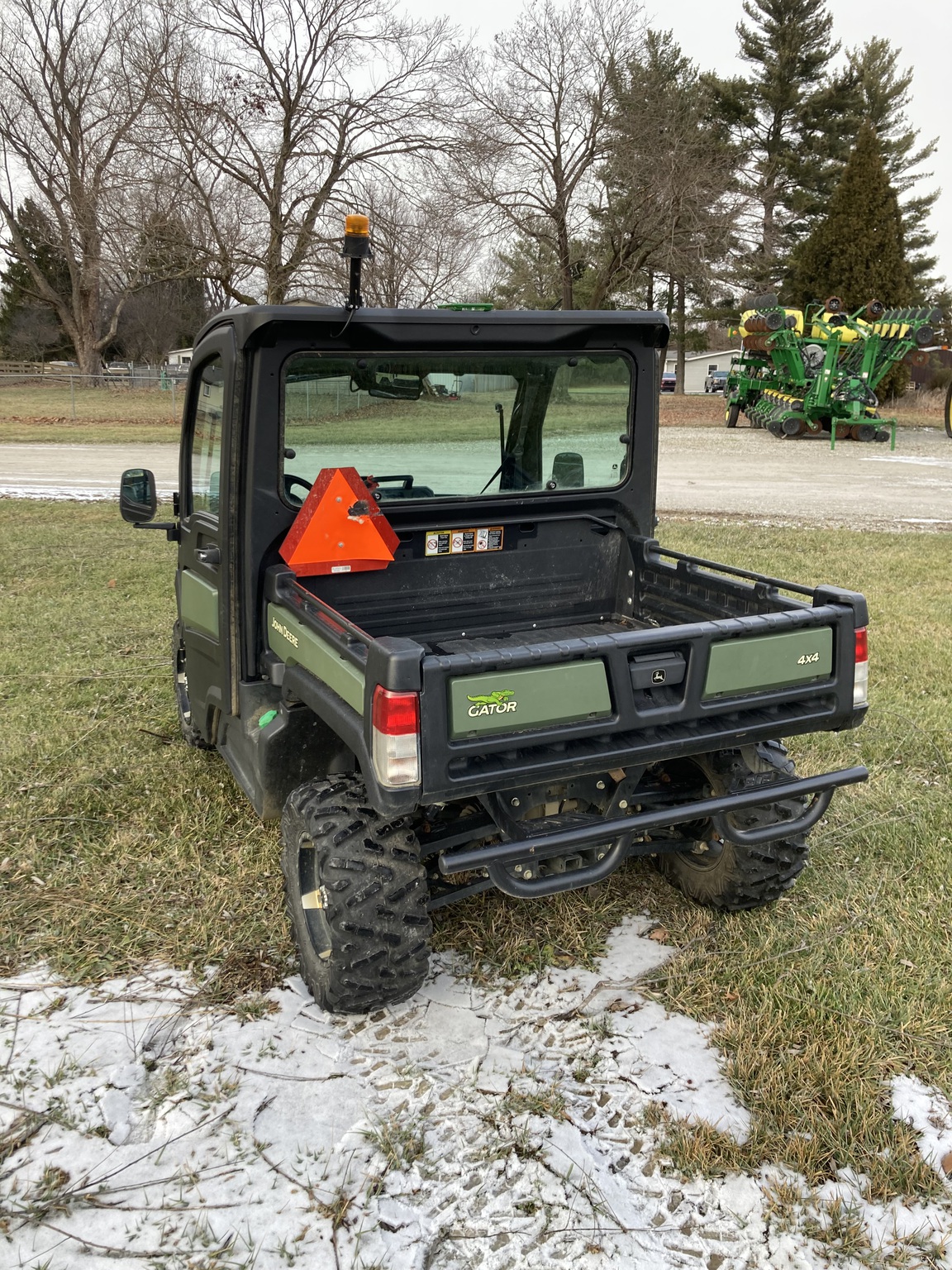 2024 John Deere XUV 865M Image 2