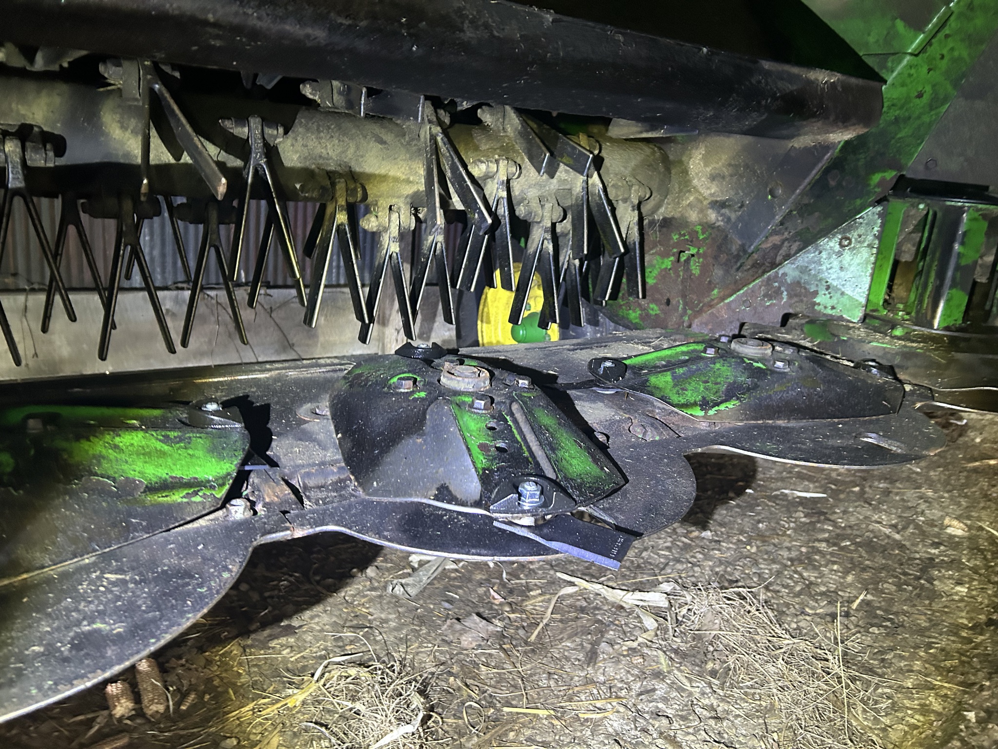 2014 John Deere 630 Image 7