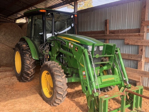 2014 John Deere 5085E Photo 2