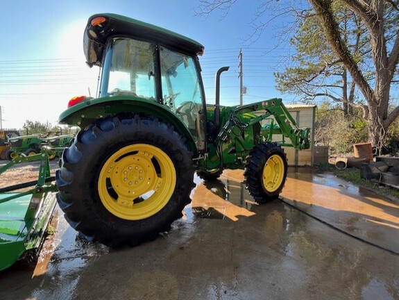 2014 John Deere 5085E Photo 6