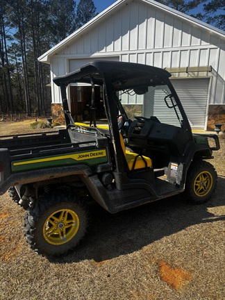 2021 John Deere XUV835M-5