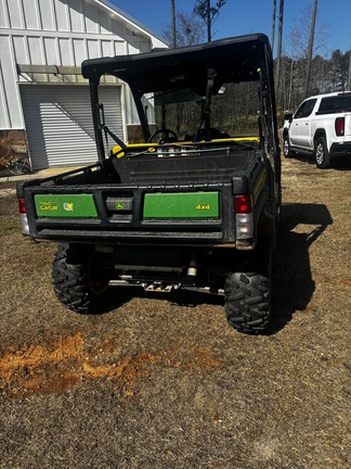 2021 John Deere XUV835M-6