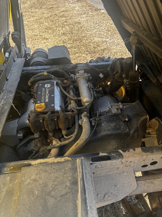 2021 John Deere XUV835M-10