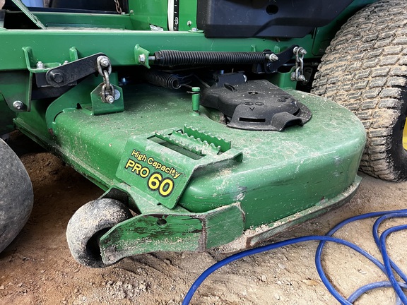 2021 John Deere Z740R - Photo9