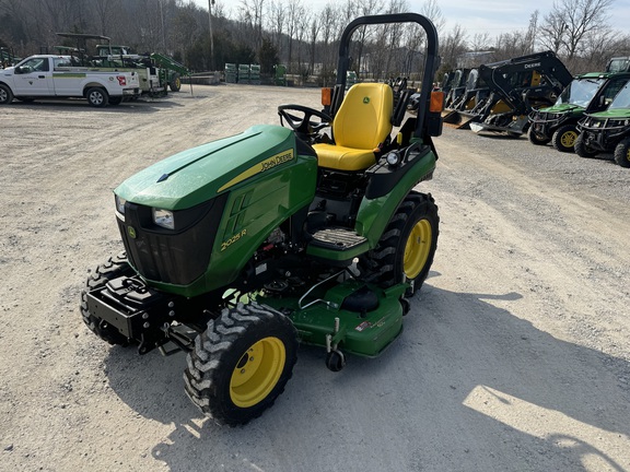 2021 John Deere 2025R