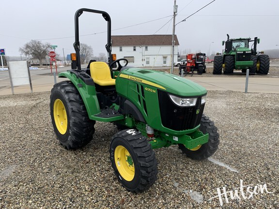 Photo of 2025 John Deere 4052M