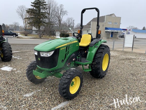 Photo of 2025 John Deere 4052M