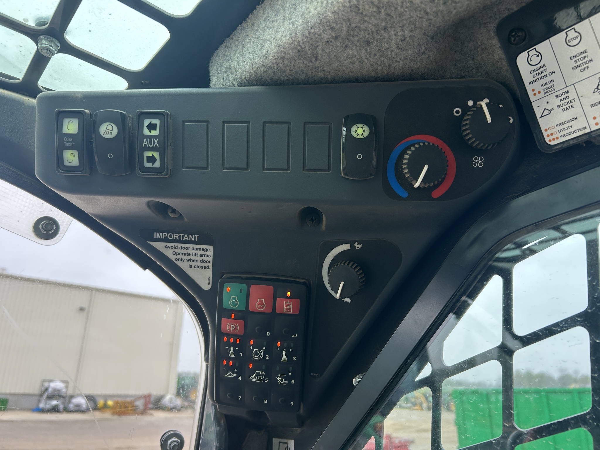  2019 John Deere 333G at Heritage Tractor in Adrian, MO