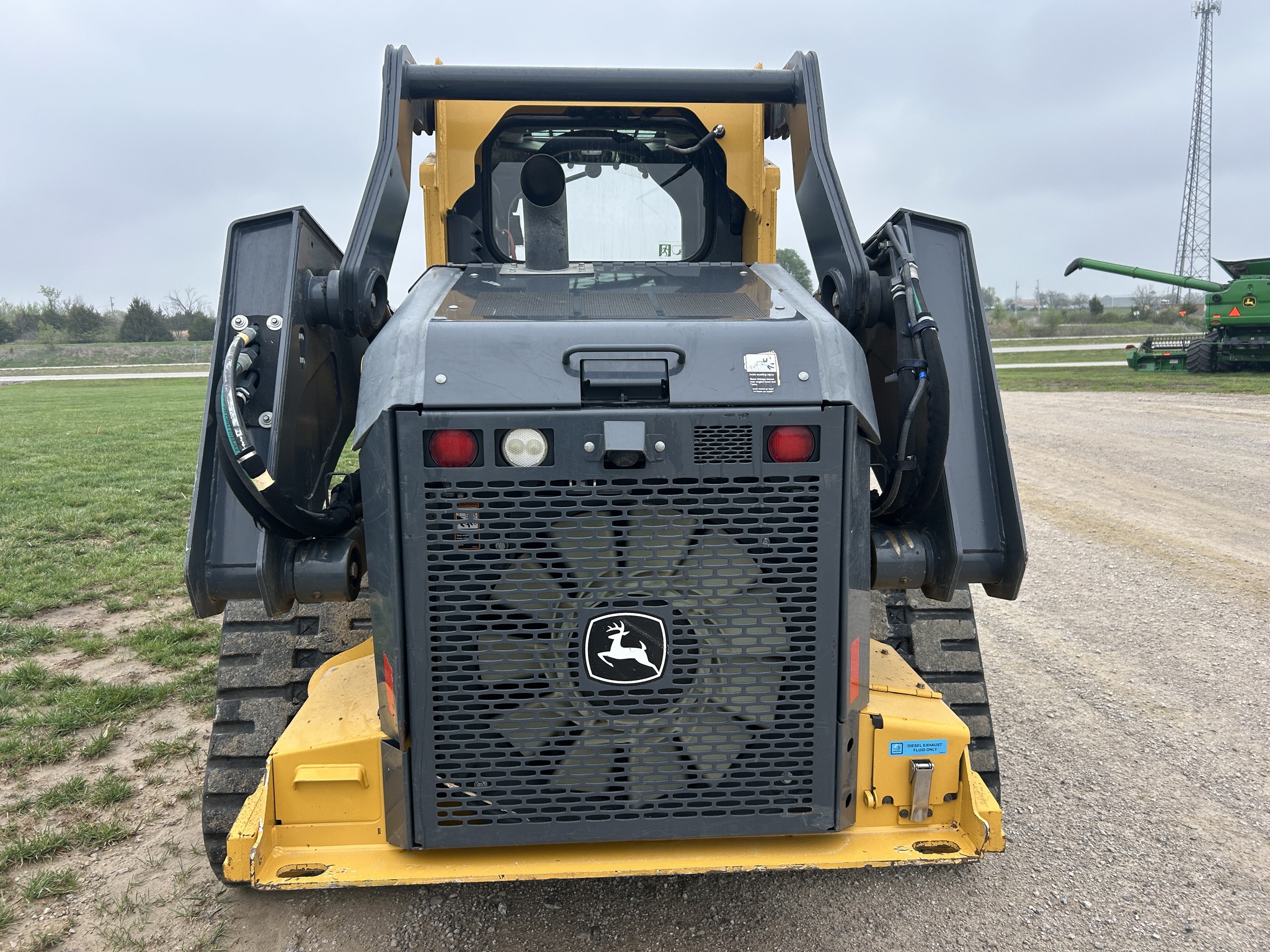  2019 John Deere 333G at Heritage Tractor in Adrian, MO
