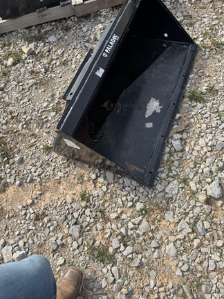 2025 Paladin 42IN BUCKET