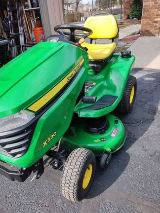 Photo of 2023 John Deere X330