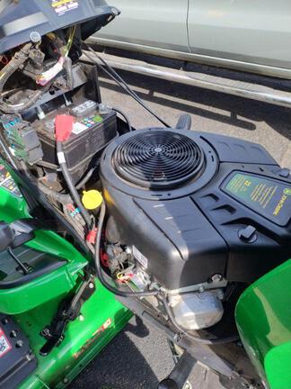 Photo of 2023 John Deere X330