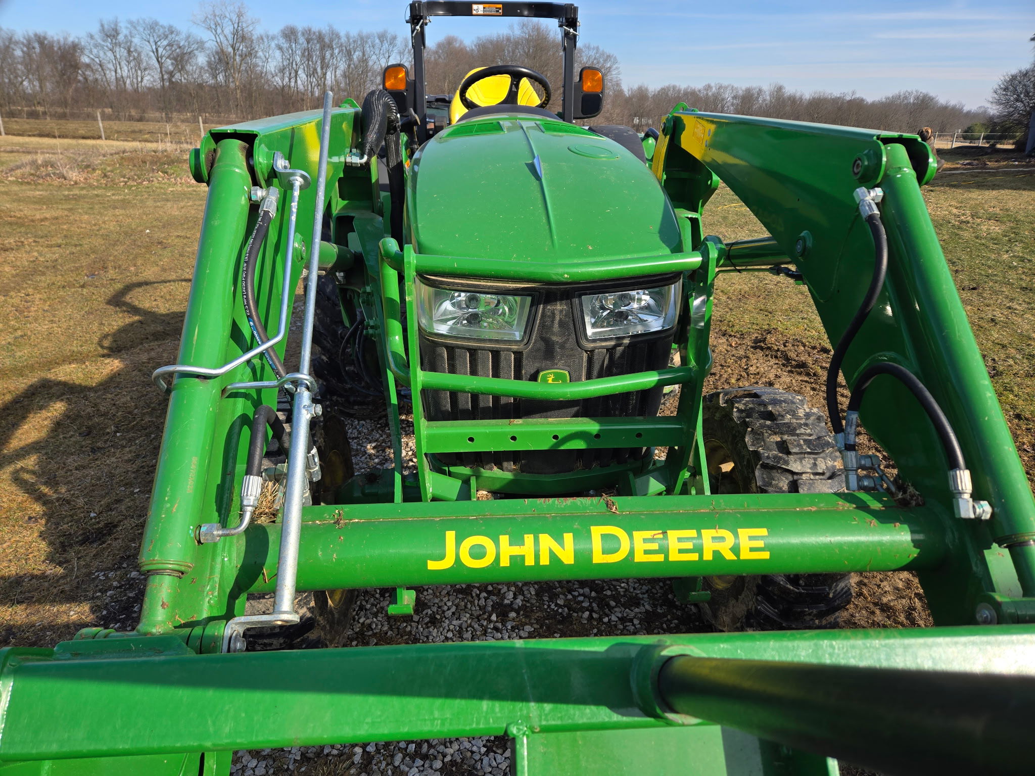 2021 John Deere 4044R Image 4