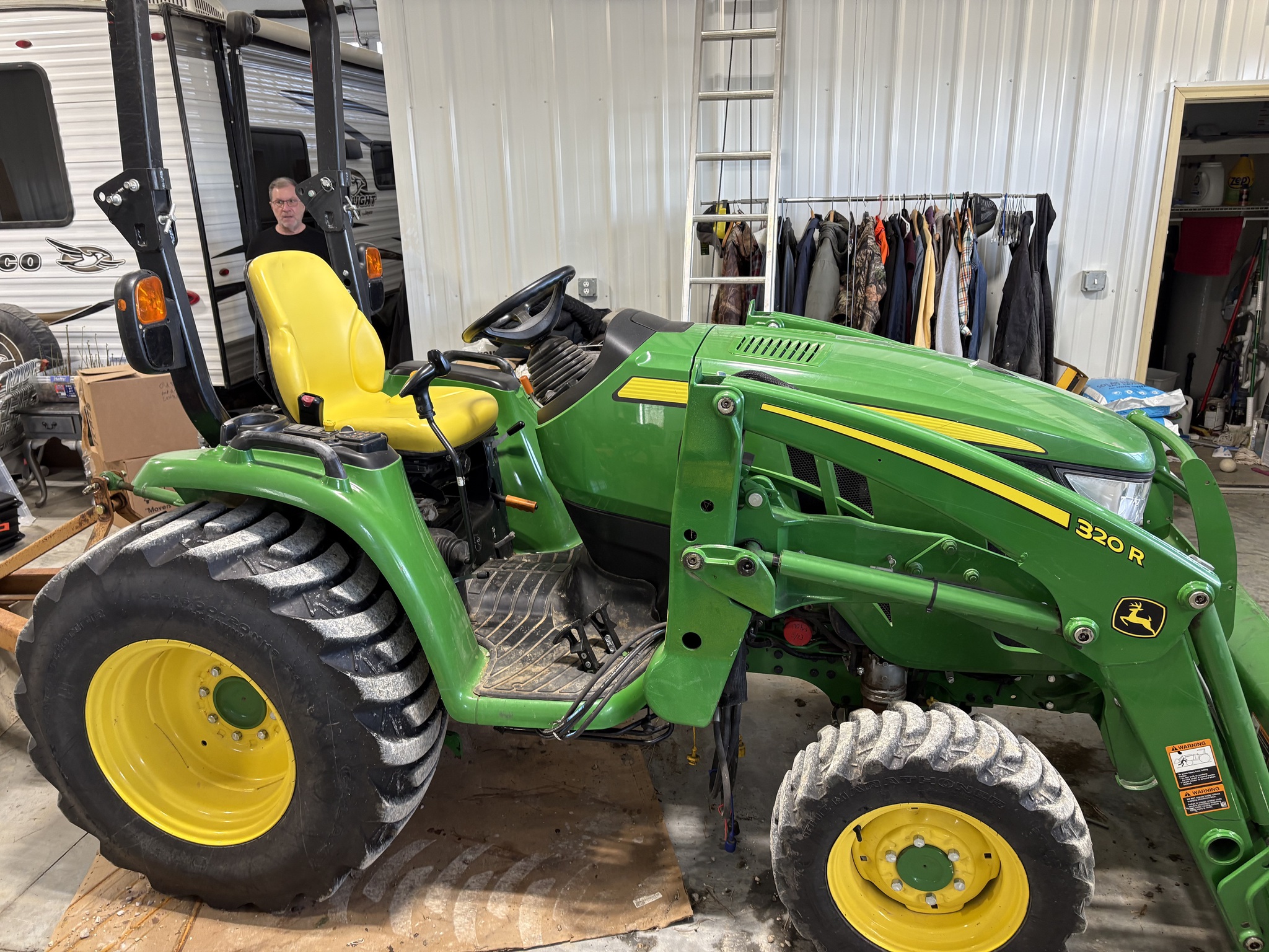  2019 John Deere 3033R at Heritage Tractor in Geneseo, IL