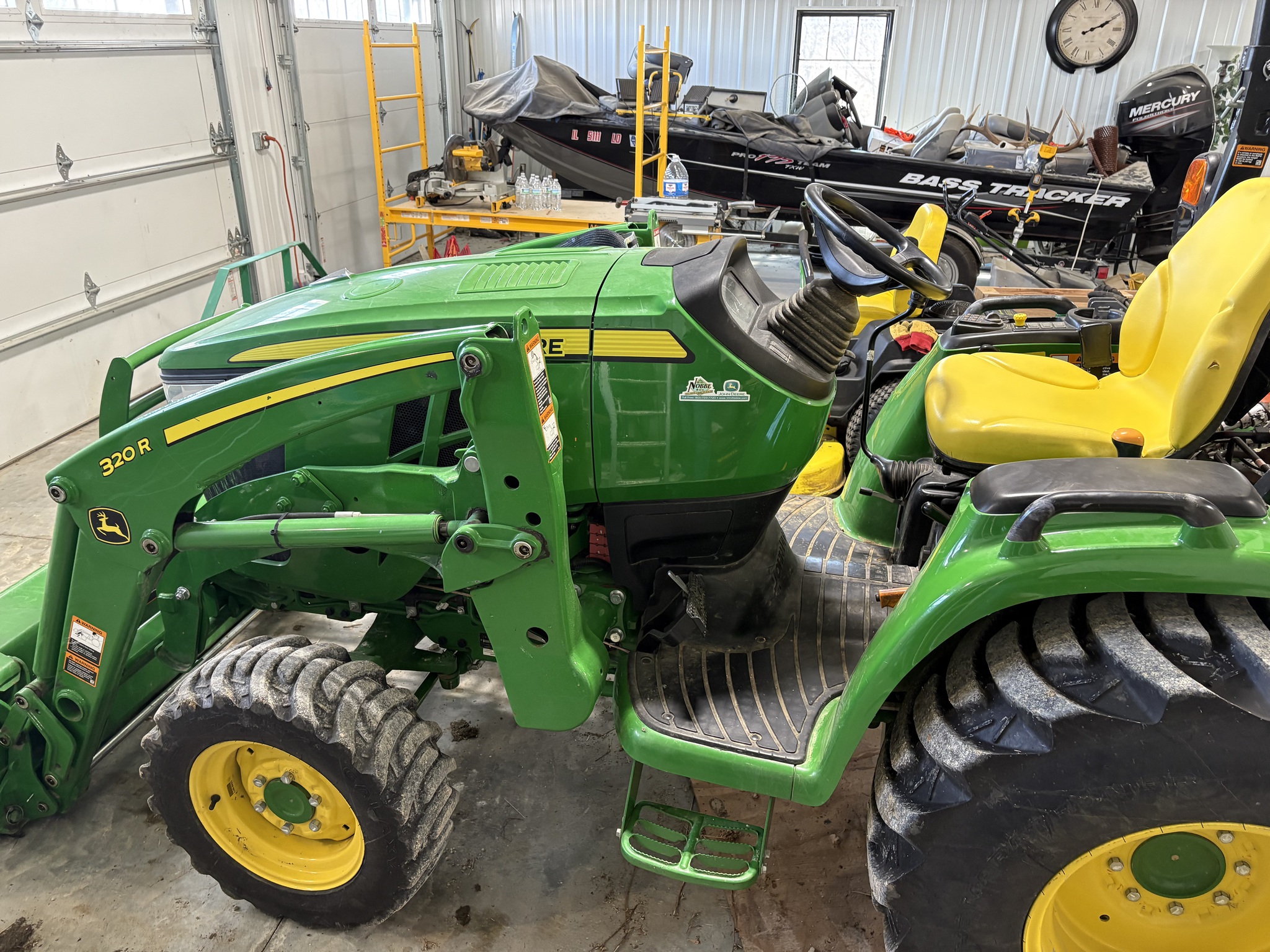  2019 John Deere 3033R at Heritage Tractor in Geneseo, IL