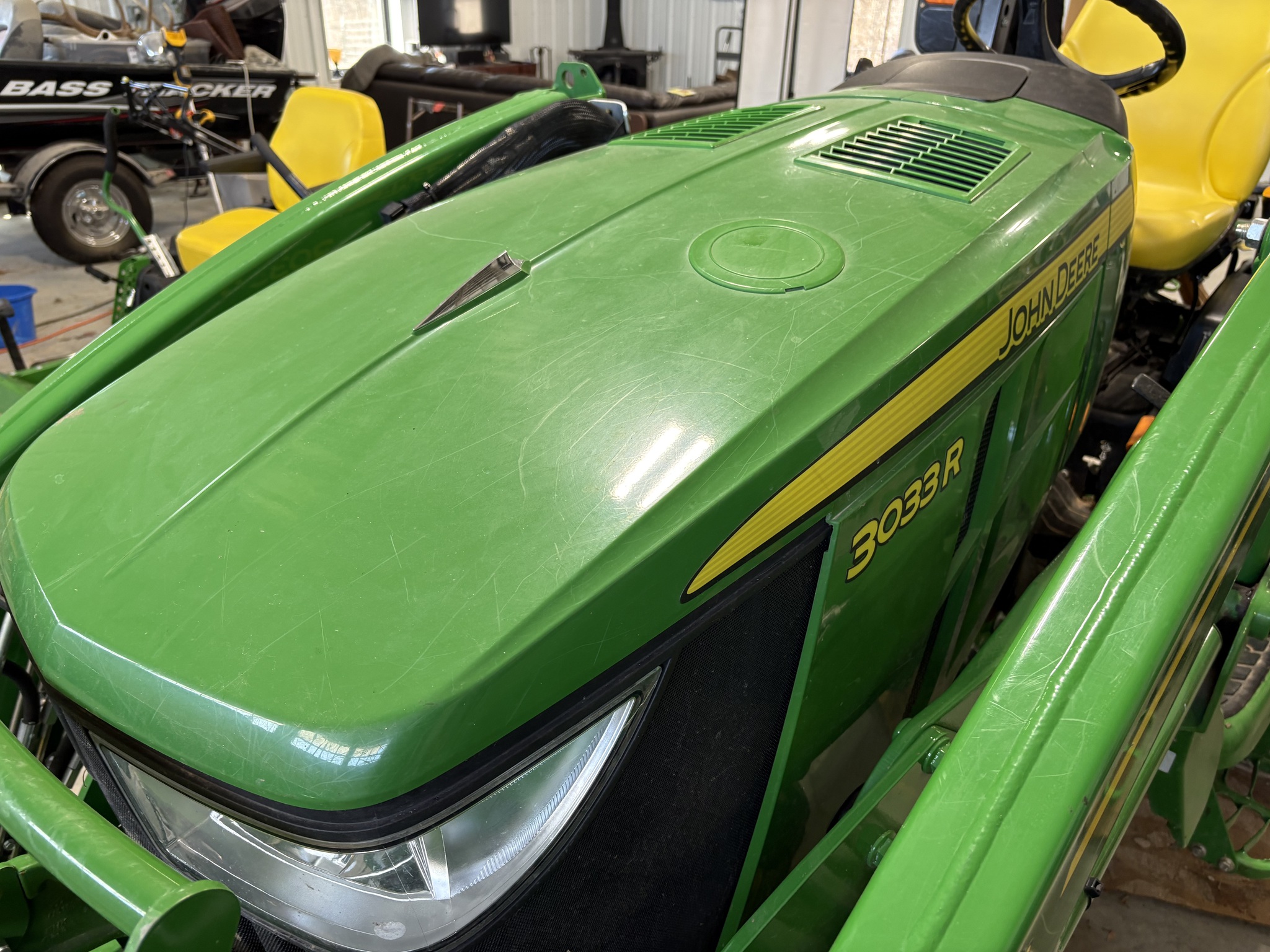  2019 John Deere 3033R at Heritage Tractor in Geneseo, IL