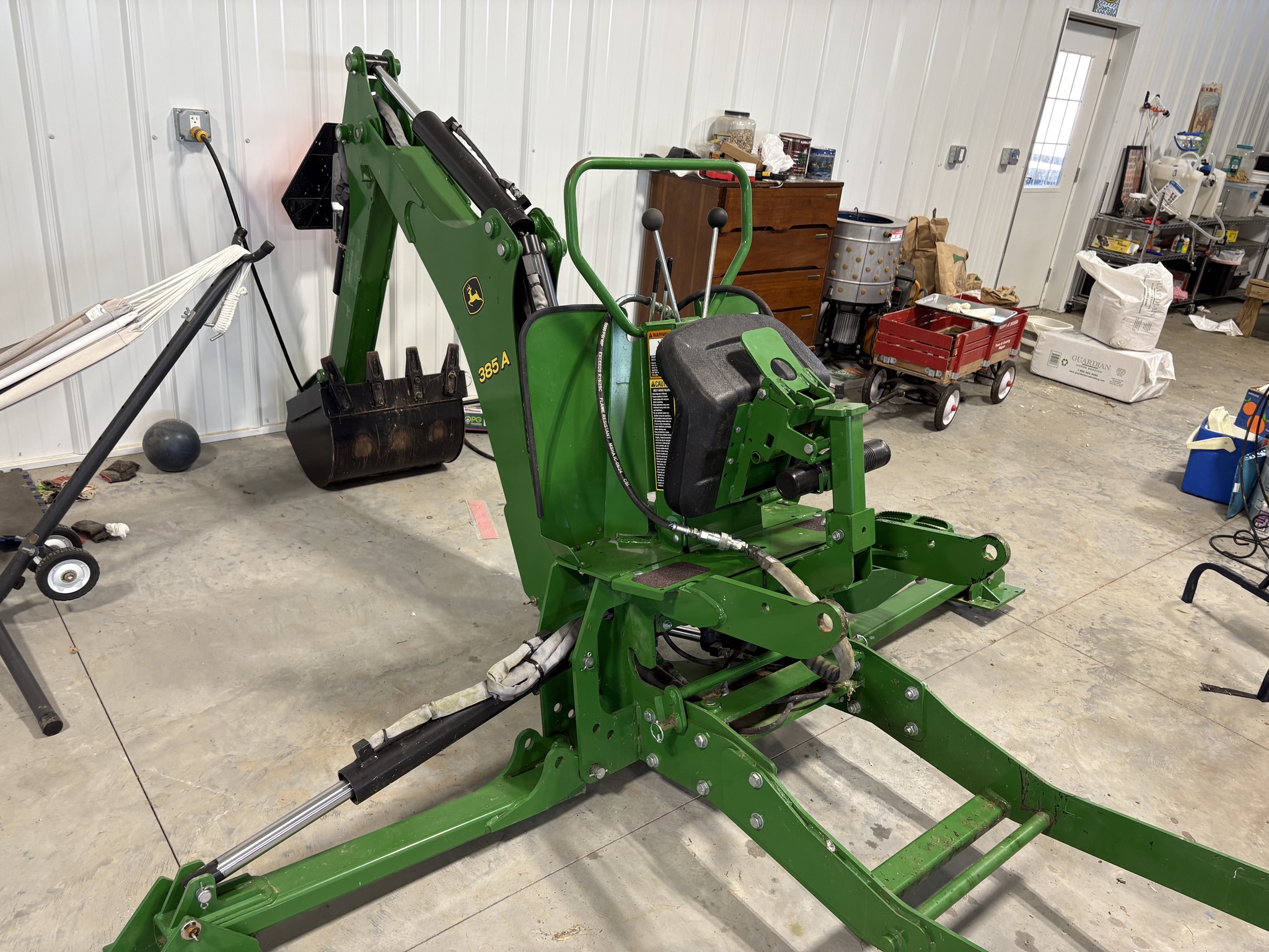  2019 John Deere 3033R at Heritage Tractor in Geneseo, IL