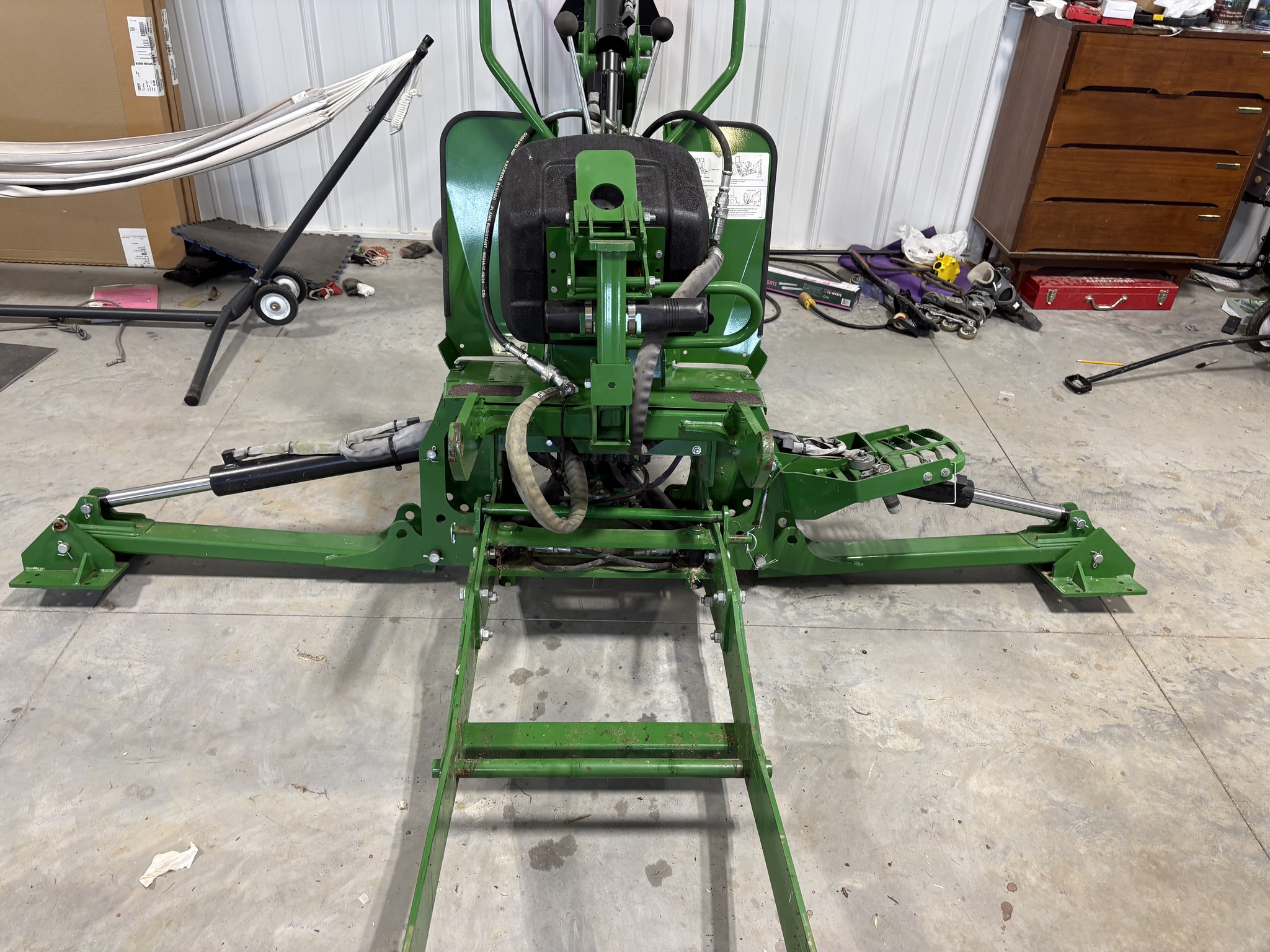  2019 John Deere 3033R at Heritage Tractor in Geneseo, IL
