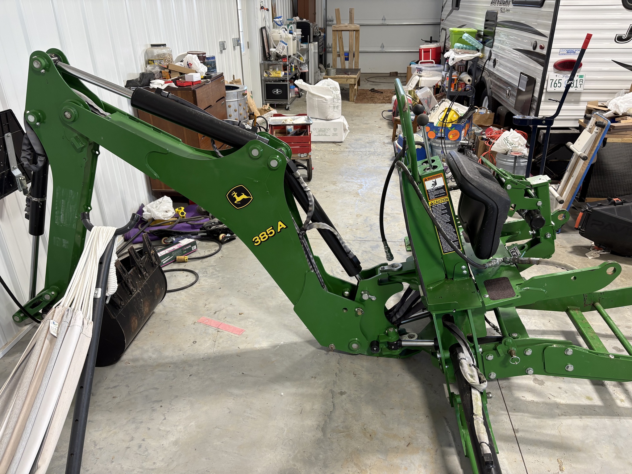  2019 John Deere 3033R at Heritage Tractor in Geneseo, IL