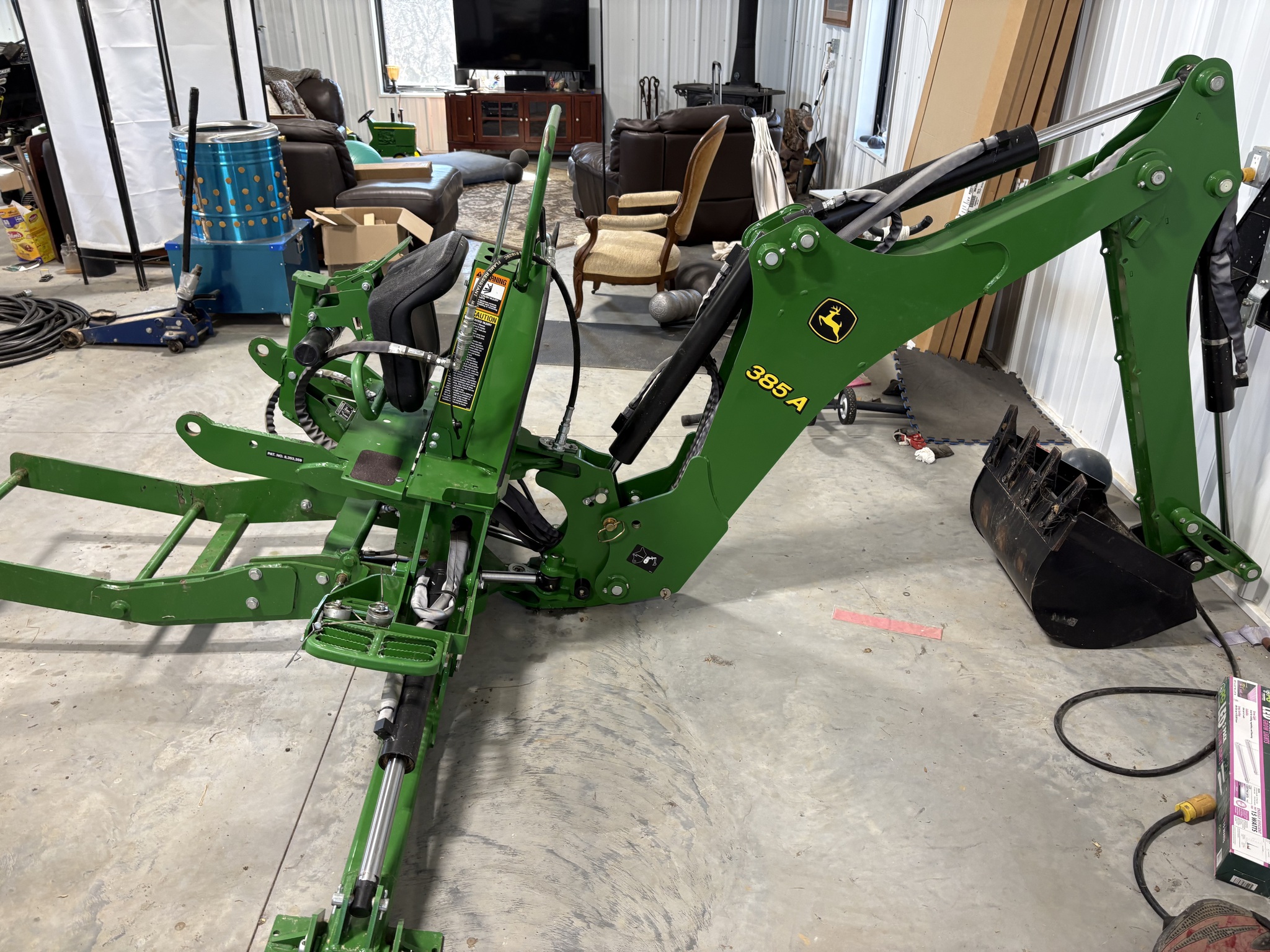  2019 John Deere 3033R at Heritage Tractor in Geneseo, IL