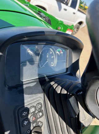 2023 John Deere 2032R (11th thumbnail)