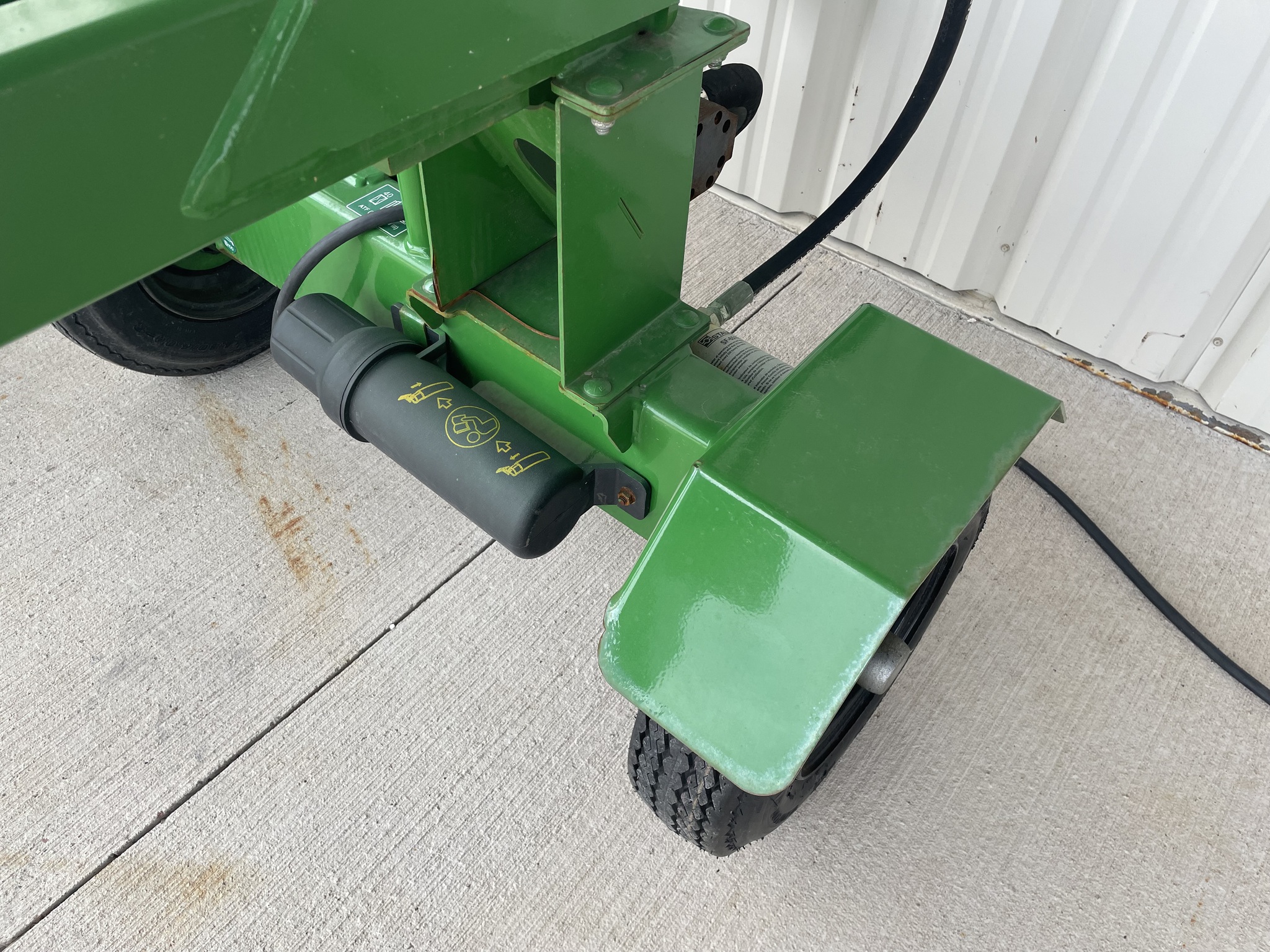 2022 Wallenstein WX520T Image 8
