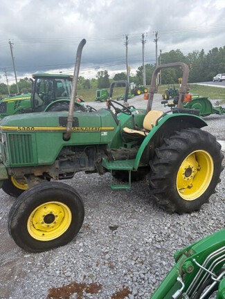 1996 John Deere 5300