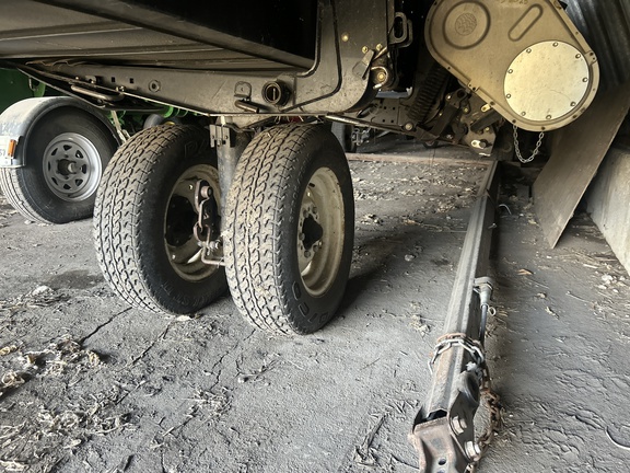 Used 2014 MacDon D65-S Combine Platforms at Horizon Ag & Turf in Edmonton West, AB - Photo15