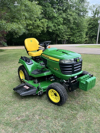 2025 John Deere X758