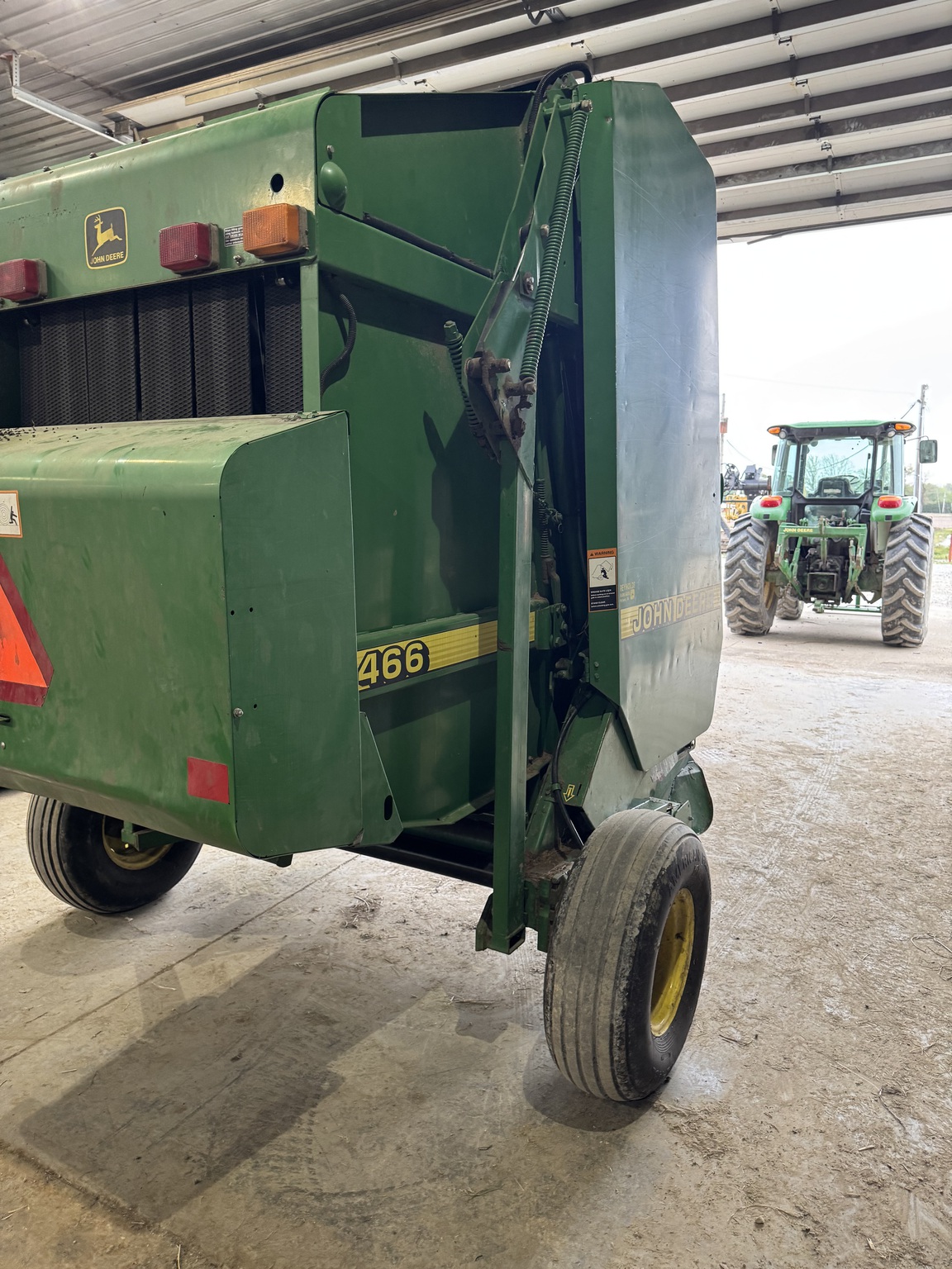 1997 John Deere 466 Image 4