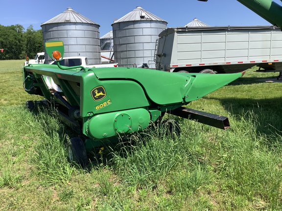 Photo of 2011 John Deere 608C