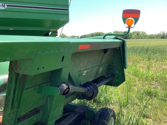 Photo of 2011 John Deere 608C