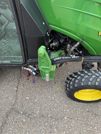 2022 John Deere 1025R - Photo4