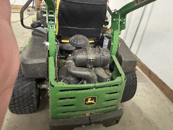 Used 2023 John Deere Z950M Zero Turn Mowers at Koenig Equipment in Richmond, IN - Photo7