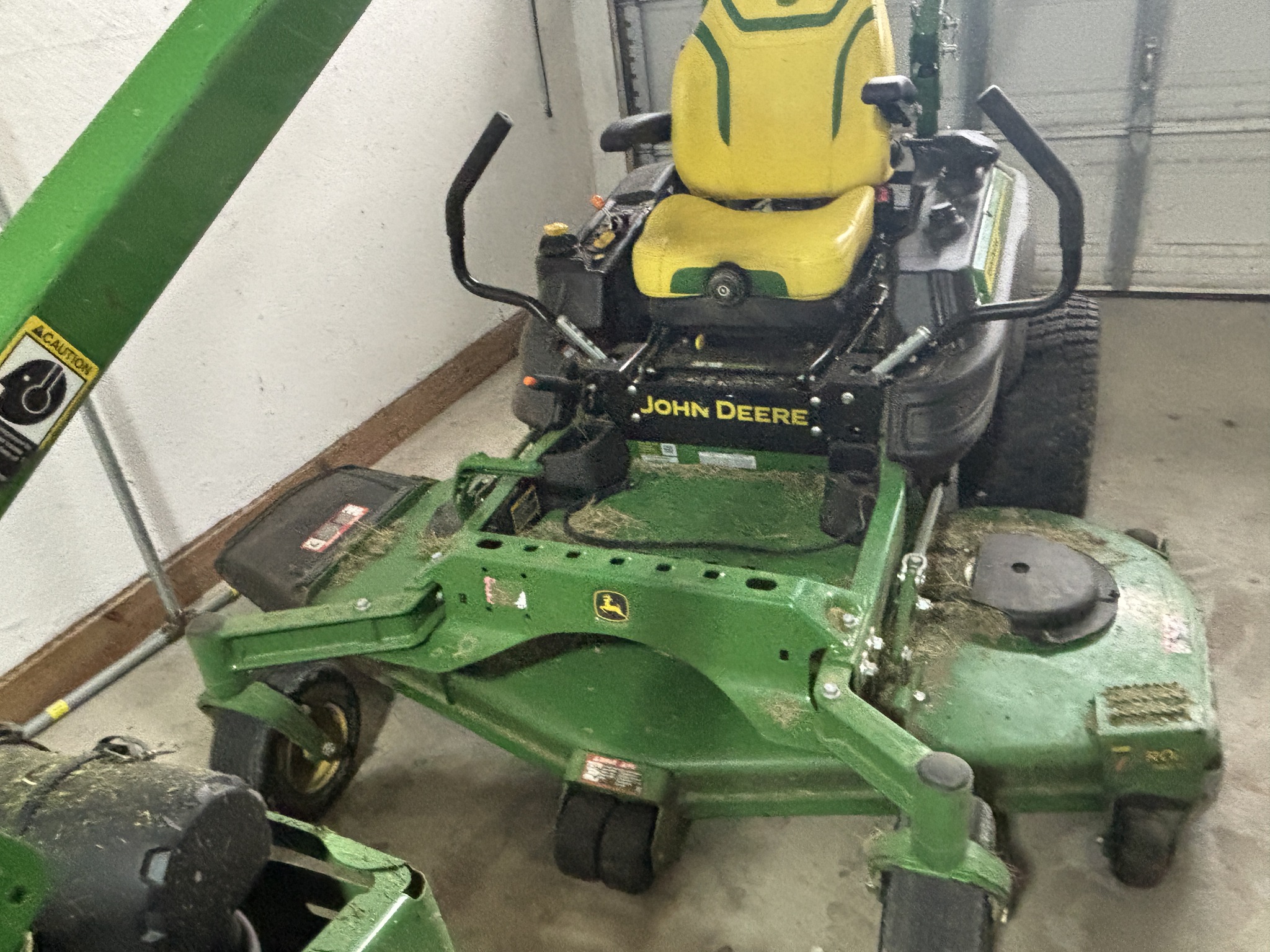 Used 2023 John Deere Z950M Zero Turn Mowers at Koenig Equipment in Richmond, IN - PhotoXL0