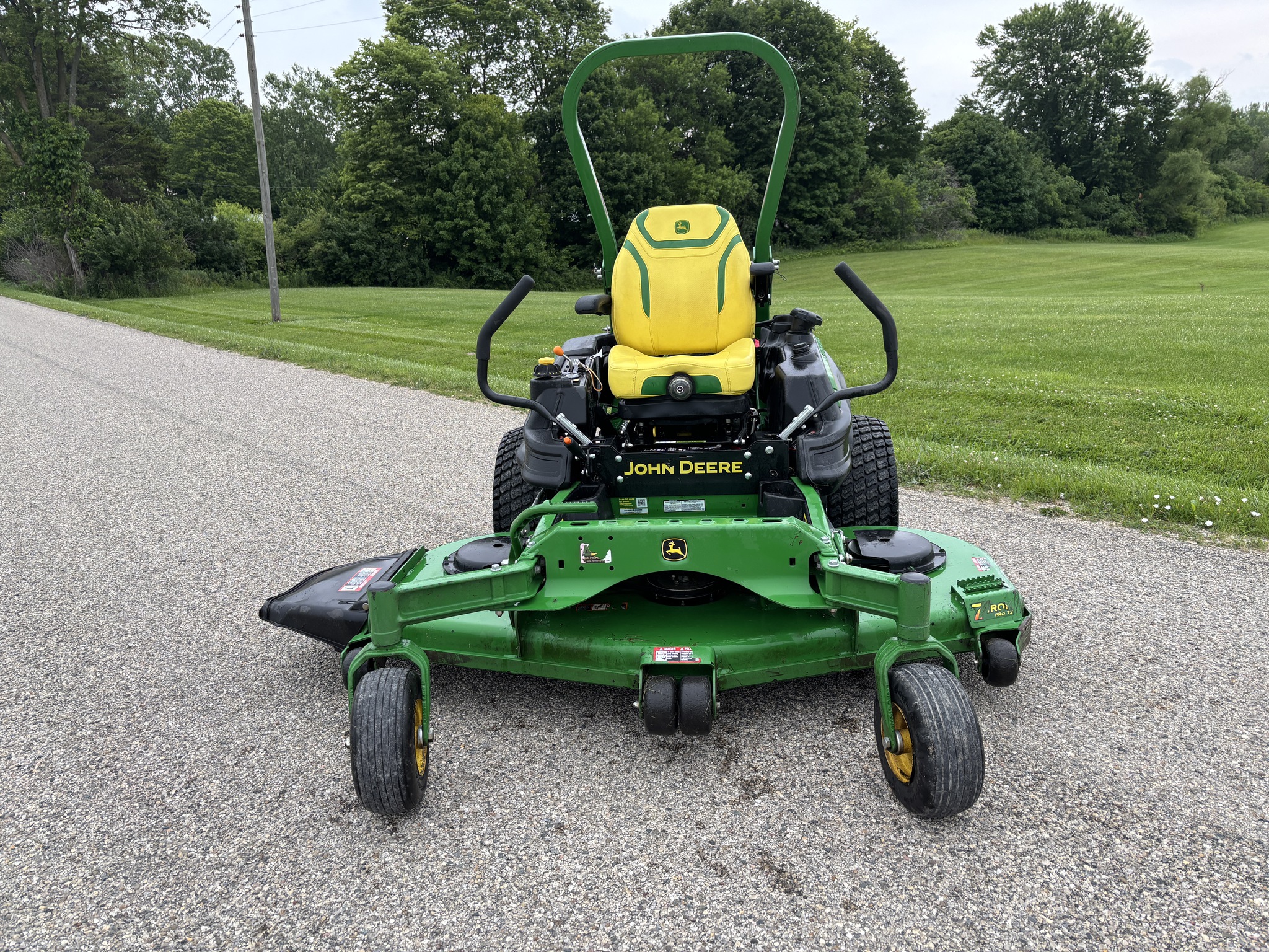 Used 2023 John Deere Z950M Zero Turn Mowers at Koenig Equipment in Richmond, IN - PhotoXL4