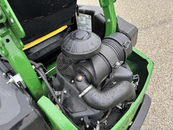 Used 2023 John Deere Z950M Zero Turn Mowers at Koenig Equipment in Richmond, IN - Photo9
