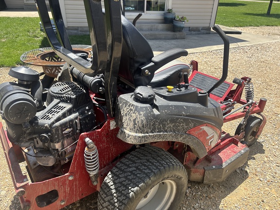 Used 2016 Ferris IS2100Z BV26 Zero Turn Mowers at Koenig Equipment in Tipp City, OH - Photo5
