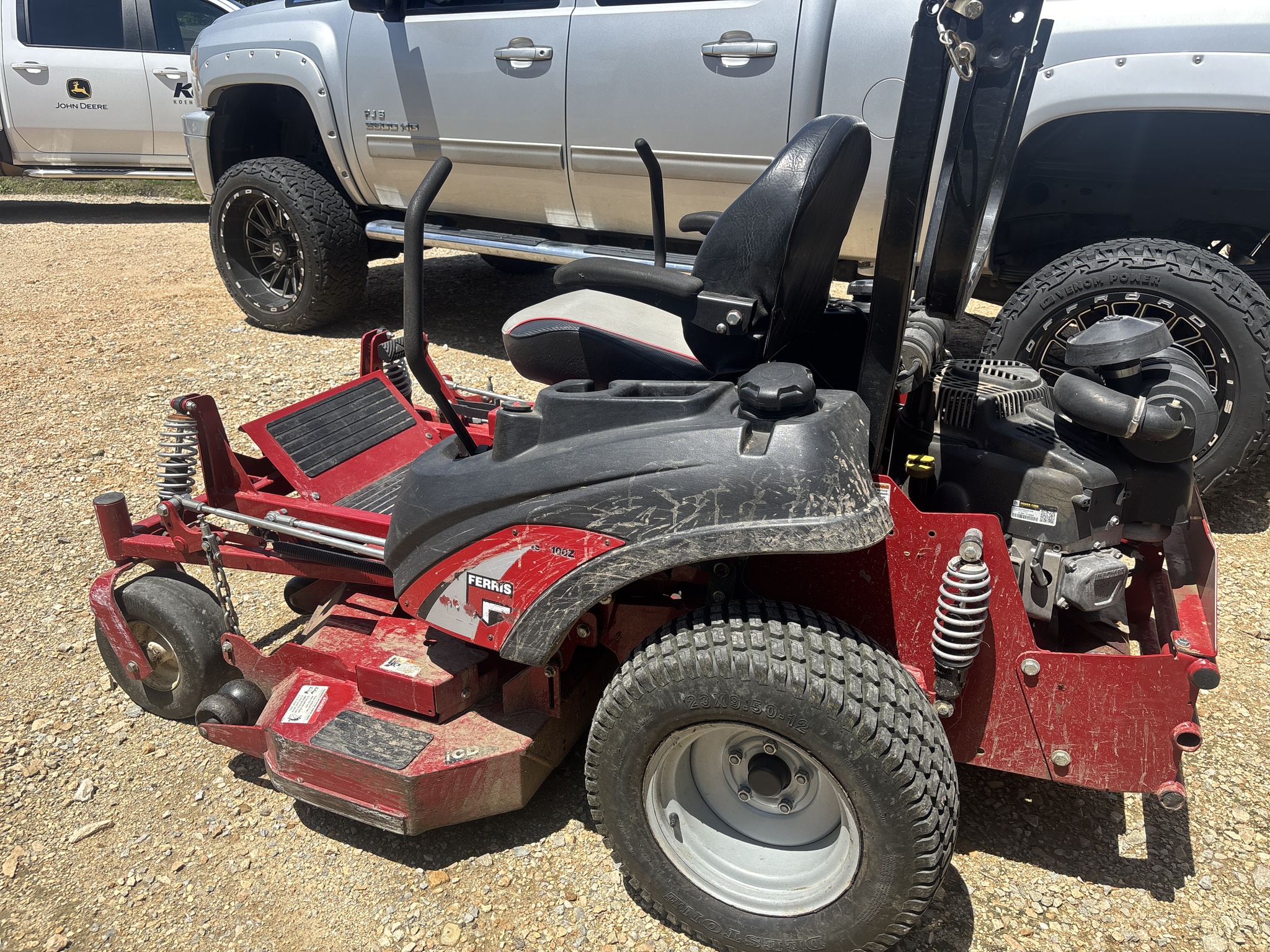 Used 2016 Ferris IS2100Z BV26 Zero Turn Mowers at Koenig Equipment in Tipp City, OH - PhotoXL7